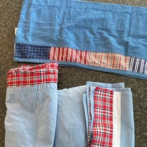 Toddler bedroom sheets & window valence
